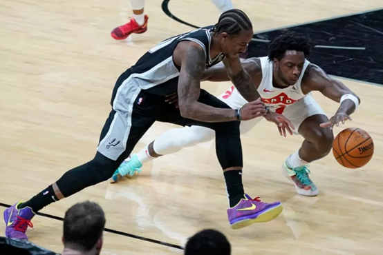 上脱颖而出 上脱颖而出