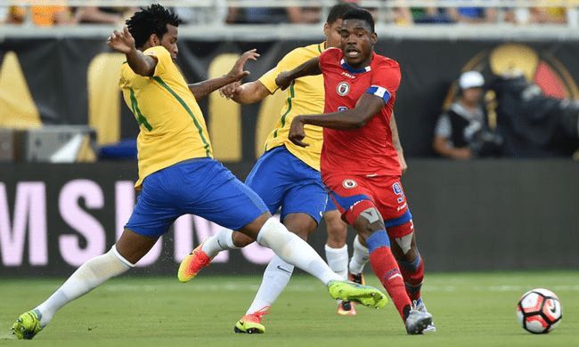 激烈的足球 激烈的足球