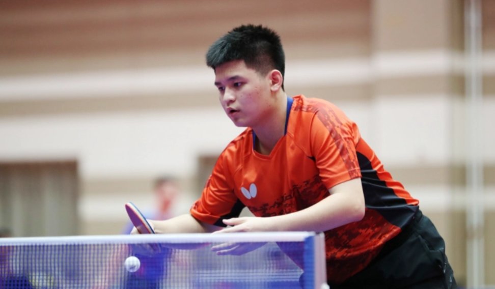 接受篮球训 接受篮球训