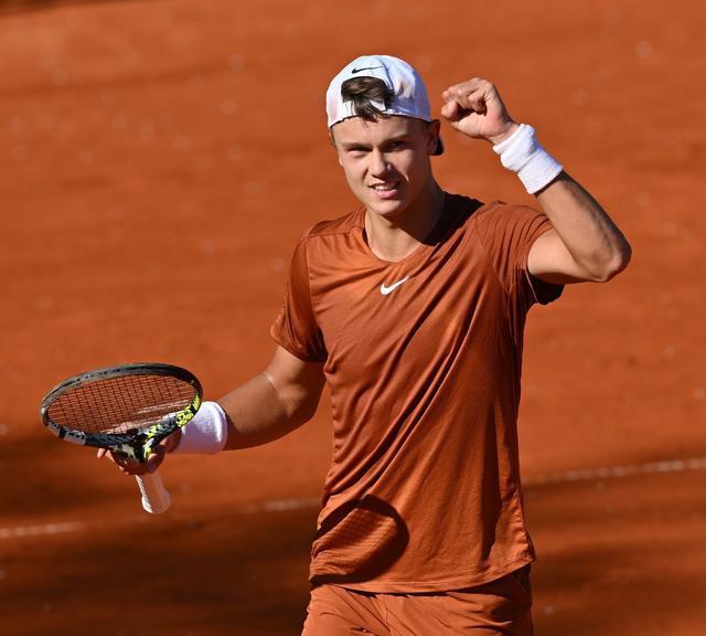 力回归的情 力回归的情