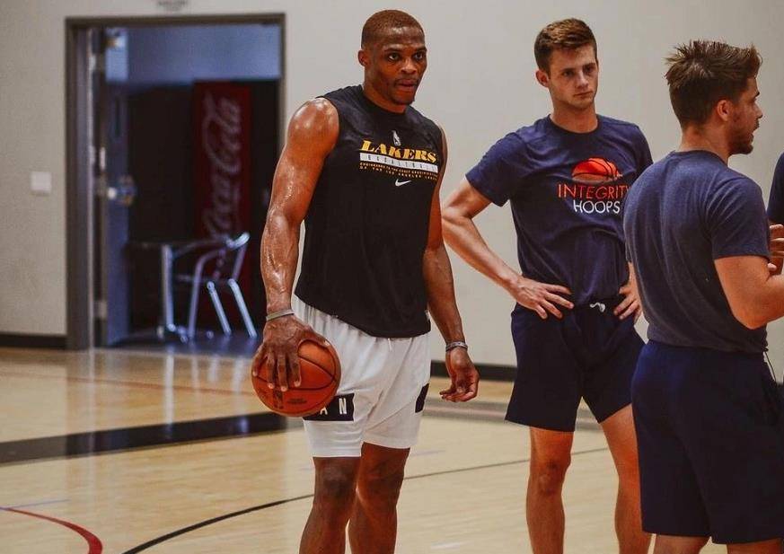 罗德里不仅 罗德里不仅